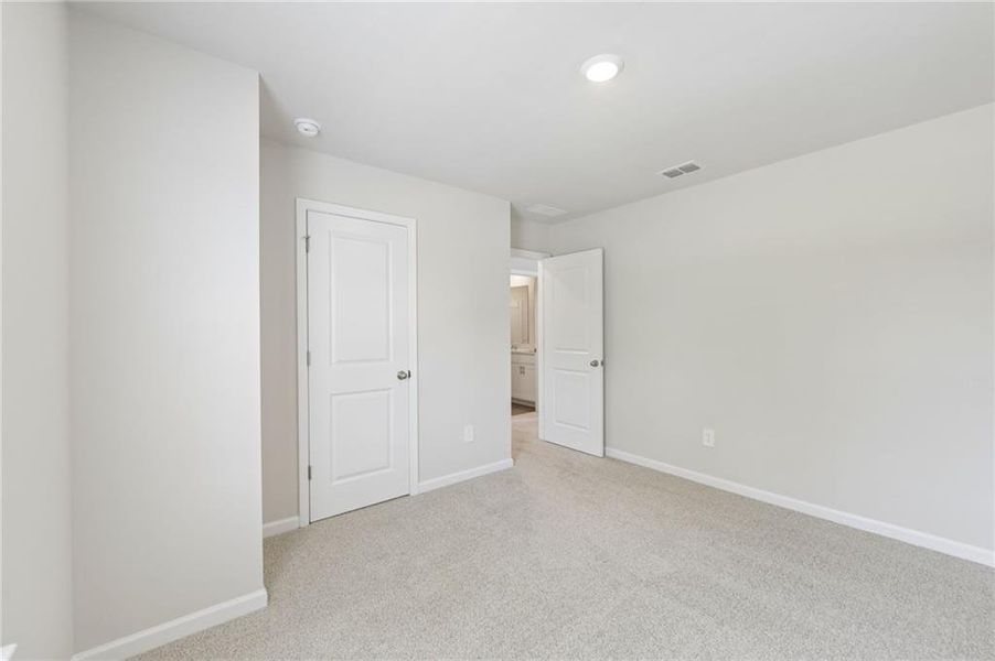 Spacious, unfurnished interior of a new home in Martin Springs - Reserve Series, Lawrenceville (Image 45). Spacious, unfurnished interior of a new home in Martin Springs - Reserve Series, Lawrenceville (Image 45).