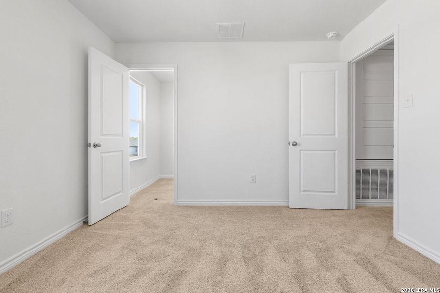 Spacious, unfurnished interior of a new home in Southton Cove, San Antonio (Image 22).
