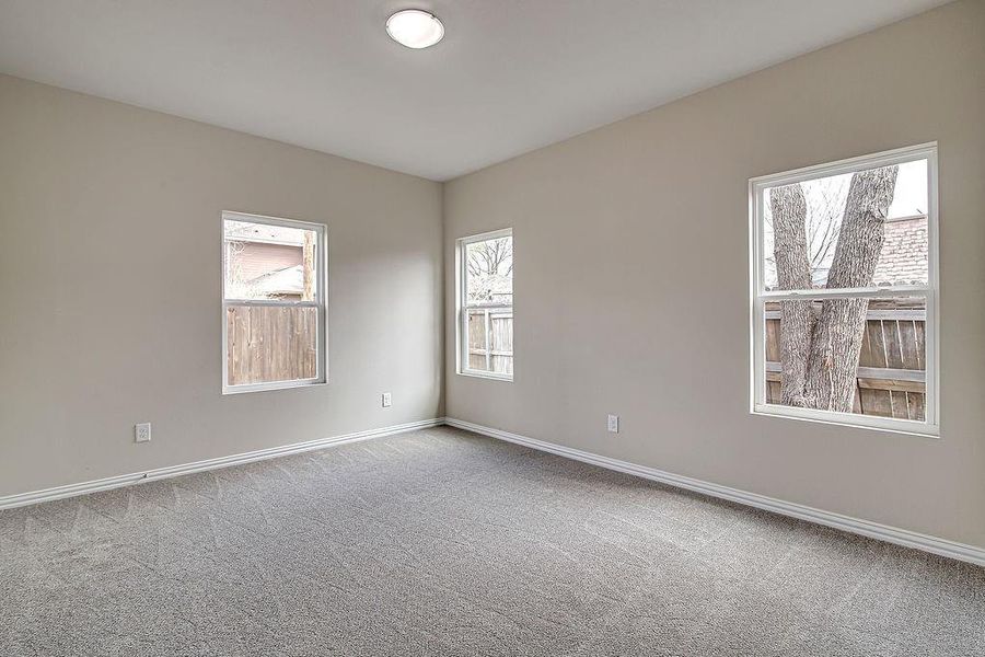 Spacious, unfurnished interior of a new home in , Fort Worth (Image 25).