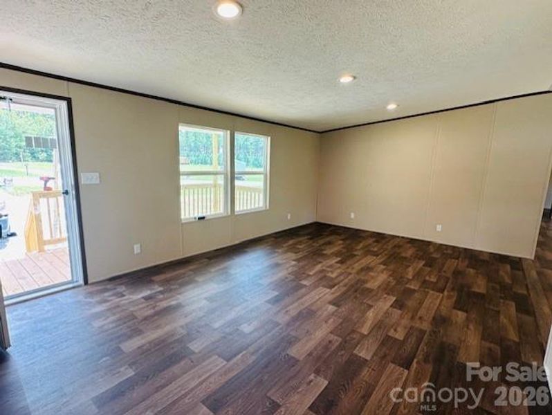 Spacious, unfurnished interior of a new home in , Lawndale (Image 7).