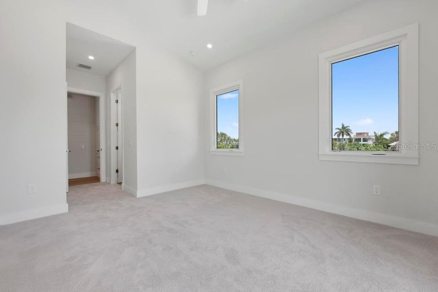 Spacious, unfurnished interior of a new home in , Sarasota (Image 60). Spacious, unfurnished interior of a new home in , Sarasota (Image 60).