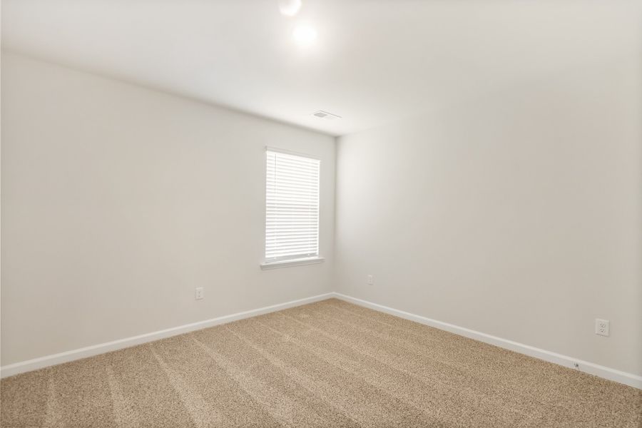 Spacious, unfurnished interior of a new home in The Grove, Florence (Image 45).