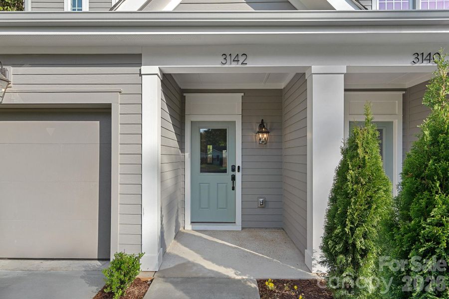 Exterior details and patio area of a home in , Charlotte (Image 3).