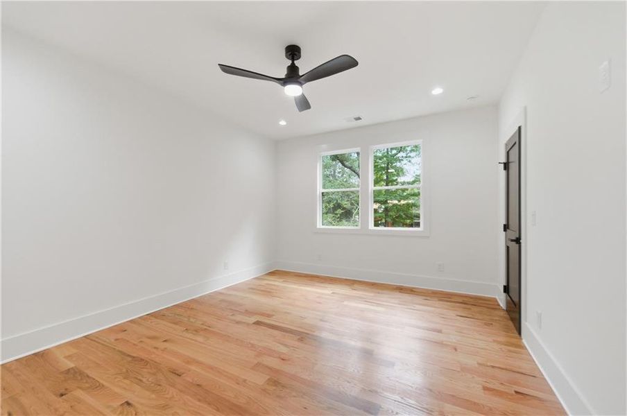 Spacious, unfurnished interior of a new home in , Atlanta (Image 36). Spacious, unfurnished interior of a new home in , Atlanta (Image 36).