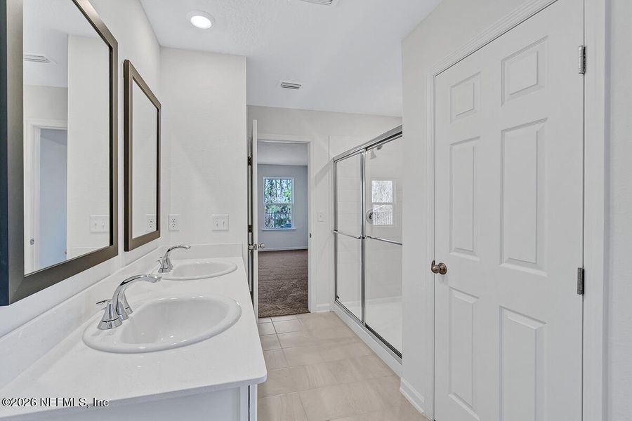 Furnished interior view inside a new home in Panther Creek, Jacksonville (Image 5).