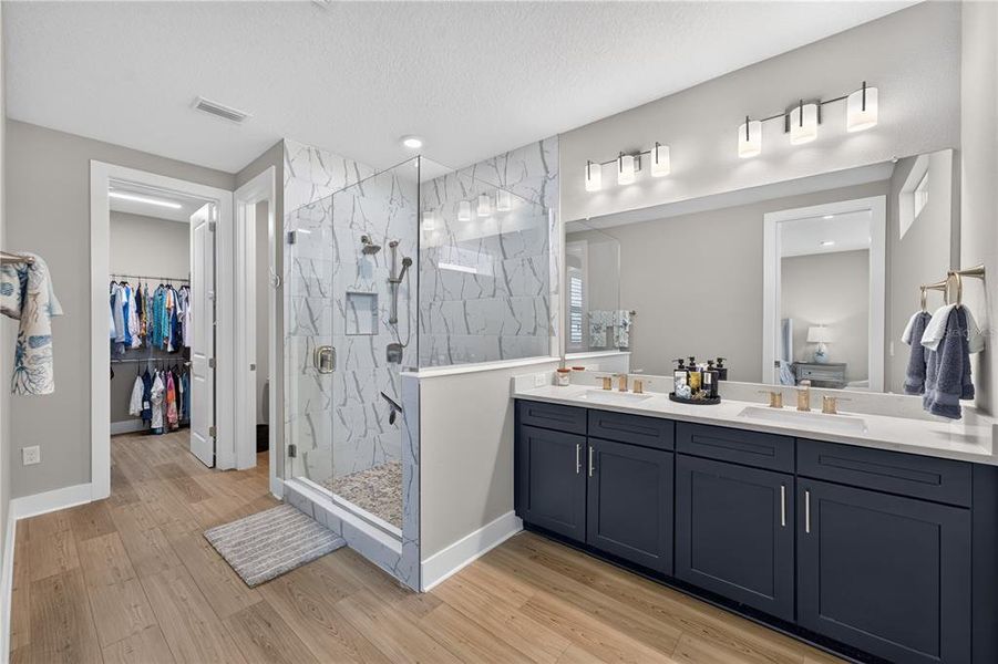 Furnished interior view inside a new home in , Wesley Chapel (Image 29).