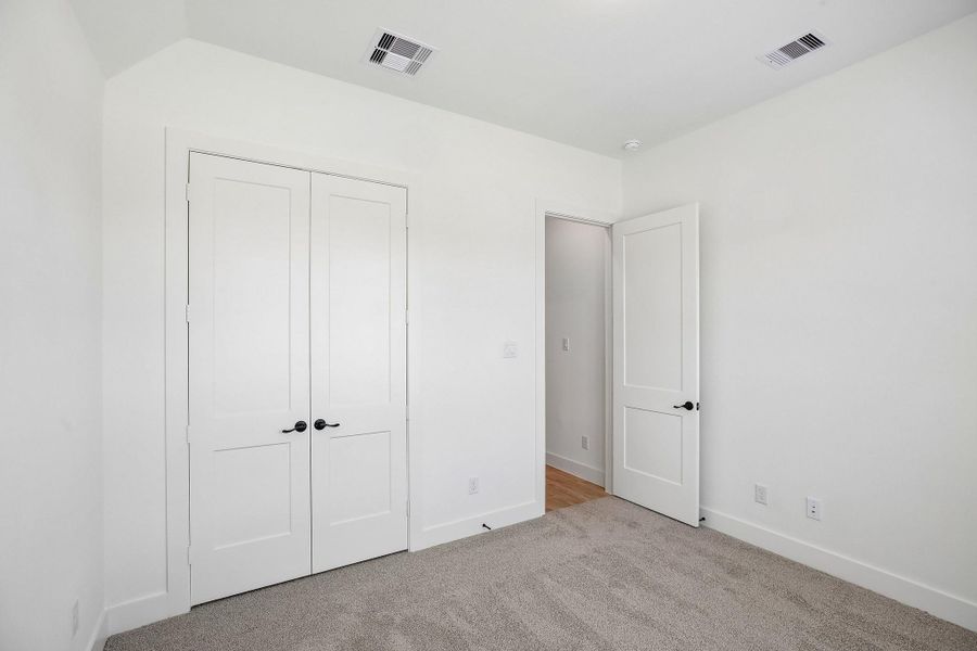Photos are REPRESENTATIVE of the home /floor plan and are NOT of the actual home.  Selections, features, and room options may vary.