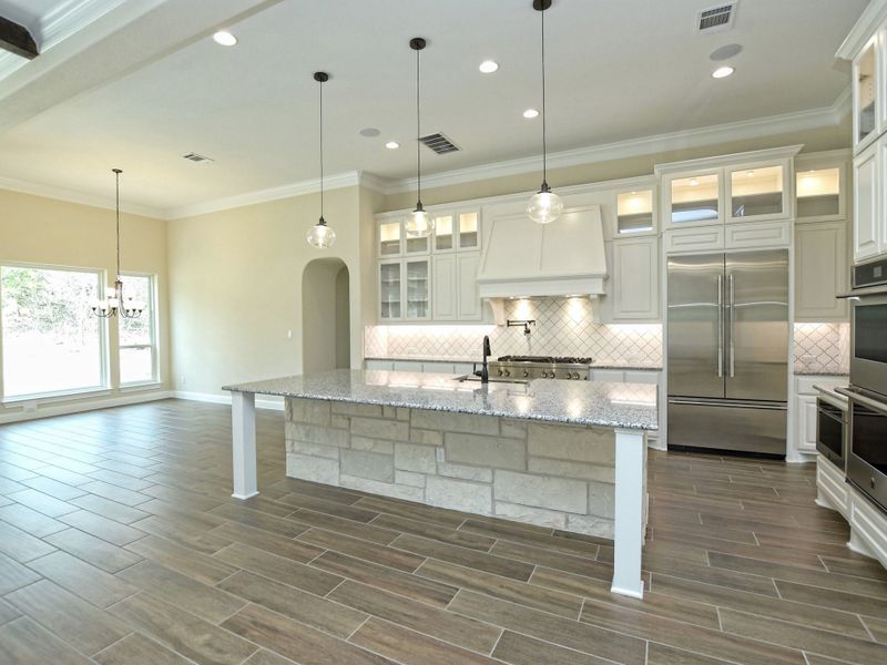 Representative furnished interior of a home built from the Coronado I by Giddens Homes in Clearwater Ranch, Liberty Hill (Image 75).