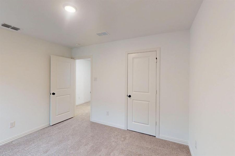 Spacious, unfurnished interior of a new home in Lilybrooke at Legacy Hills, Celina (Image 20).