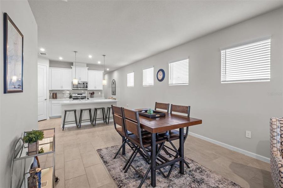 Furnished interior view inside a new home in , Wesley Chapel (Image 12).