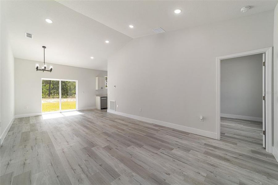 Spacious, unfurnished interior of a new home in , Dunnellon (Image 45). Spacious, unfurnished interior of a new home in , Dunnellon (Image 45).