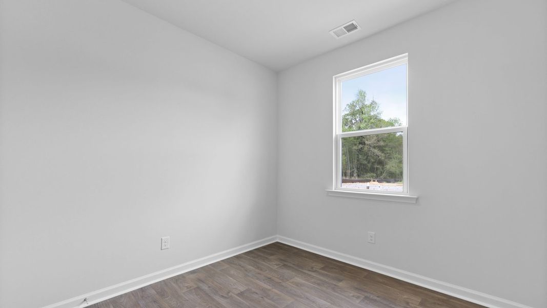 Representative unfurnished interior of a home built from the ARCHER-EXP by D.R. Horton in Lakeview at Kitfield, Moncks Corner (Image 27).