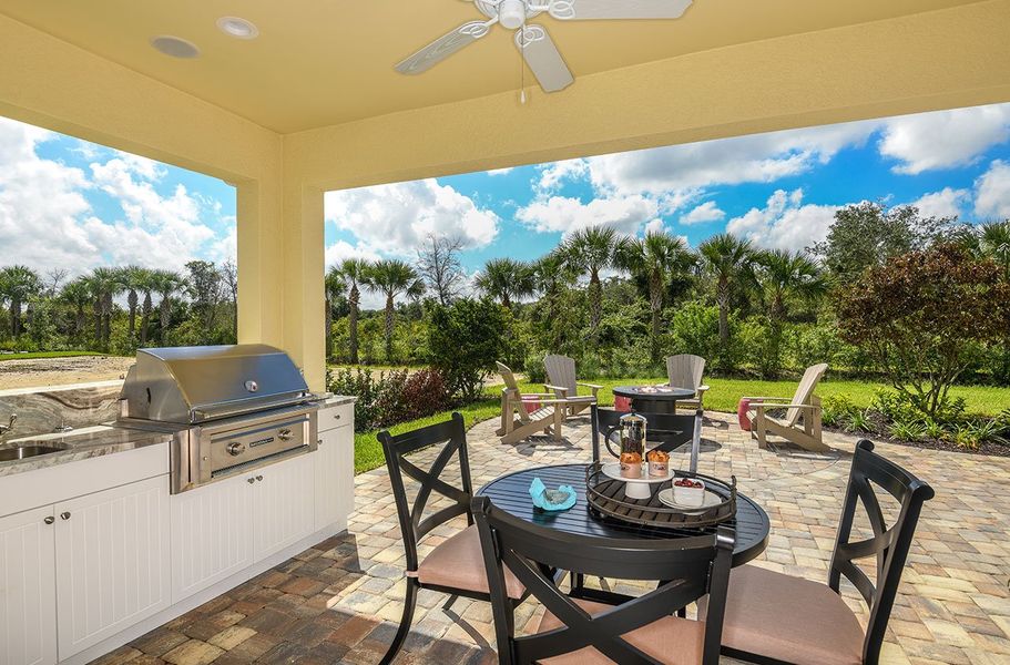 Representative exterior details of a home built from the Fresh Spring by Neal Communities in Vicenza, Venice (Image 3).