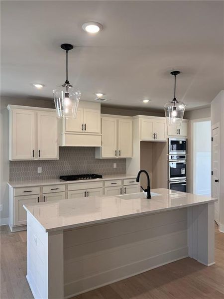Furnished interior view inside a new home in , Jefferson (Image 12).