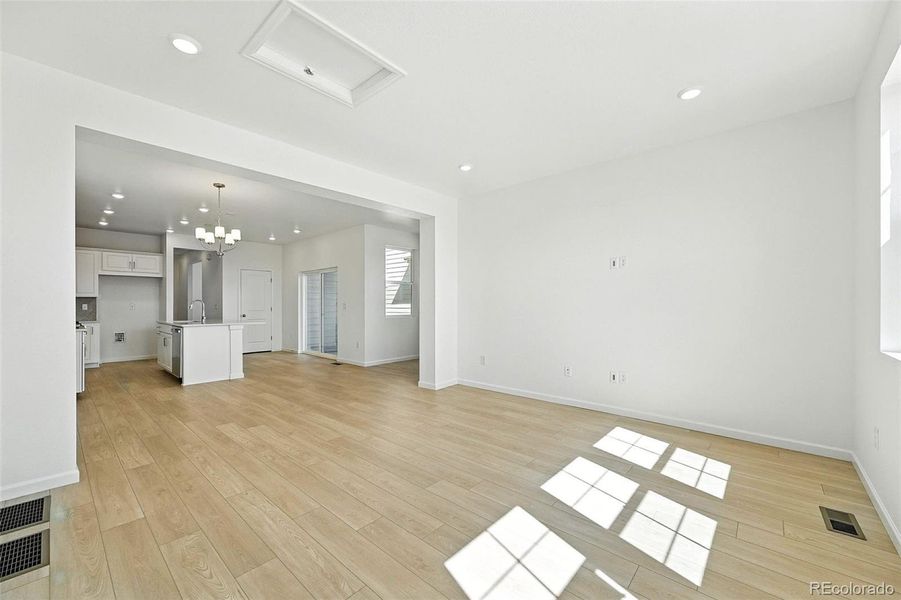 2102 Wagon Wheel ~ Ready Now