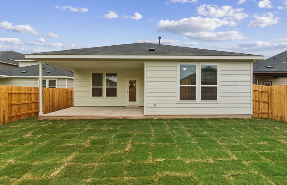 Exterior details and patio area of a home in Sunfield, Buda (Image 25).