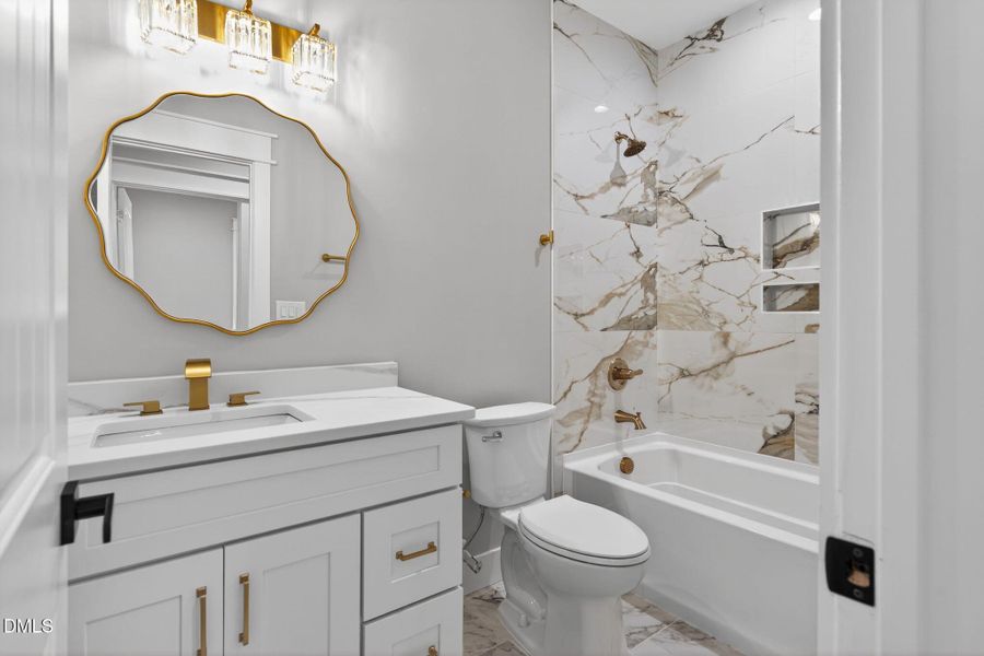 41-web-or-mls-62 Ponchartrain-75