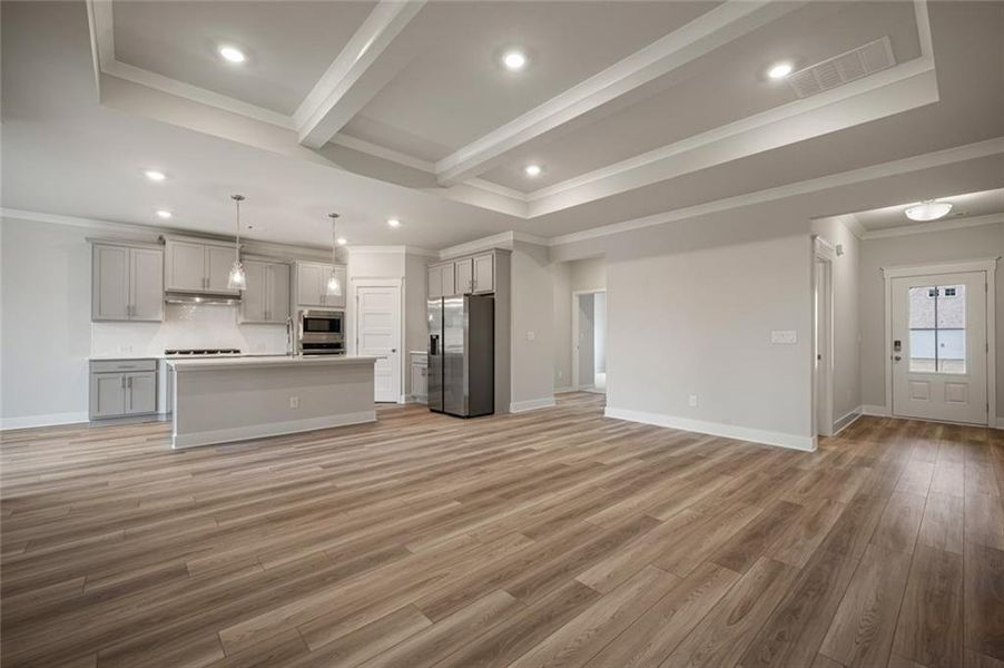 Spacious, unfurnished interior of a new home in Ponderosa Farms Reserve, Gainesville (Image 23).
