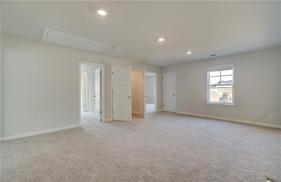 Spacious, unfurnished interior of a new home in Trinity Park, McDonough (Image 12).