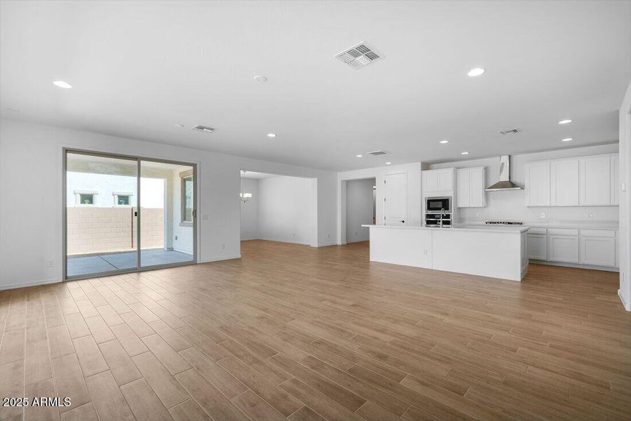 17812 W LUKE Avenue - Ready Now! 17812 W LUKE Avenue - Ready Now!