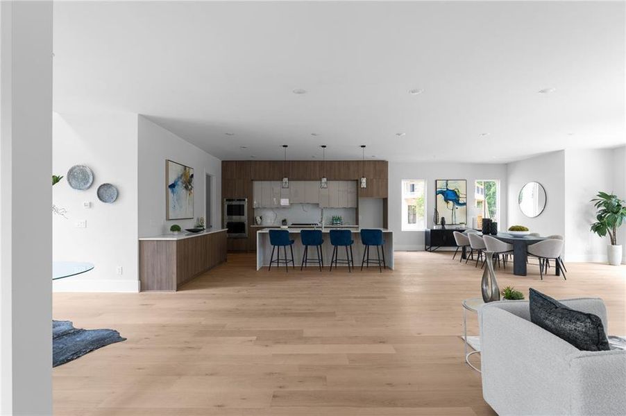 Spacious, unfurnished interior of a new home in , Atlanta (Image 23).