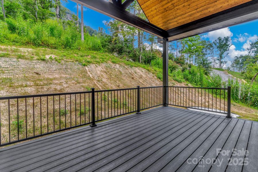 Image 44 of a home in .