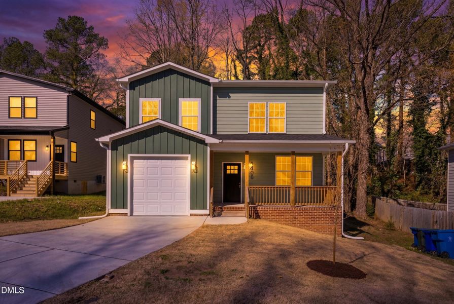 Front (Virtual Twilight) Front (Virtual Twilight)