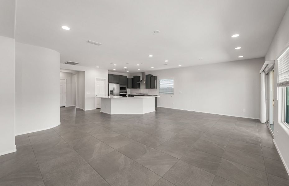 Spacious, unfurnished interior of a new home in Parkside at Anthem at Merrill Ranch, Florence (Image 17). Spacious, unfurnished interior of a new home in Parkside at Anthem at Merrill Ranch, Florence (Image 17).