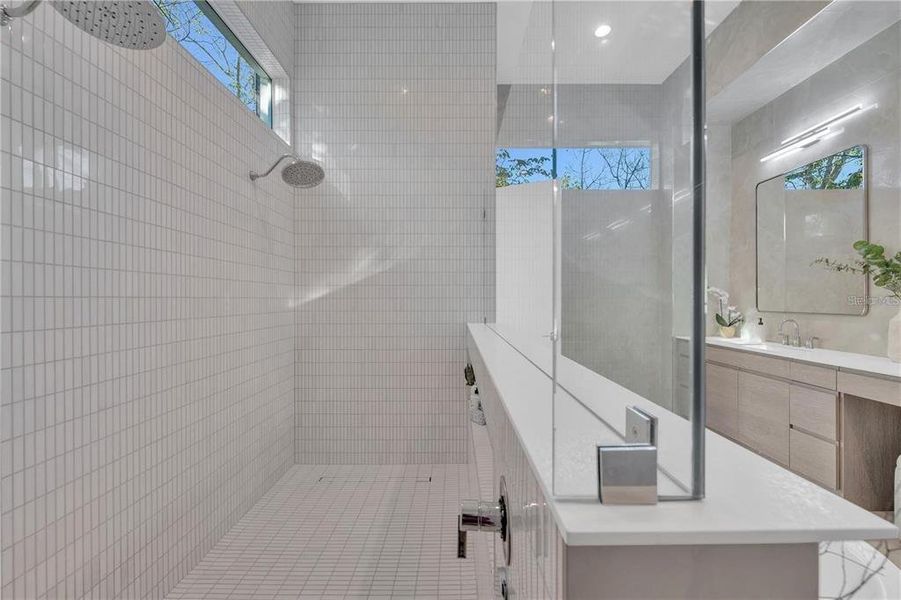 Close-up of interior finishes inside a home in , Sarasota (Image 19).