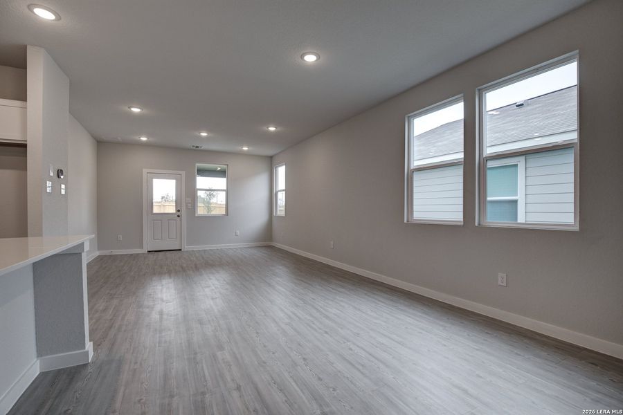 Spacious, unfurnished interior of a new home in Applewhite Meadows, San Antonio (Image 14). Spacious, unfurnished interior of a new home in Applewhite Meadows, San Antonio (Image 14).