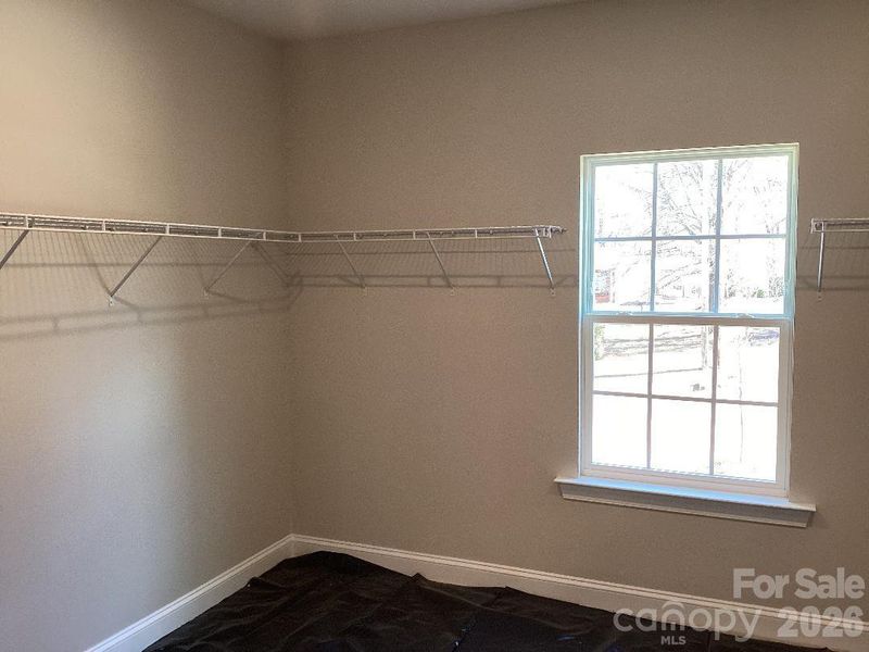 Spacious, unfurnished interior of a new home in , Concord (Image 18).