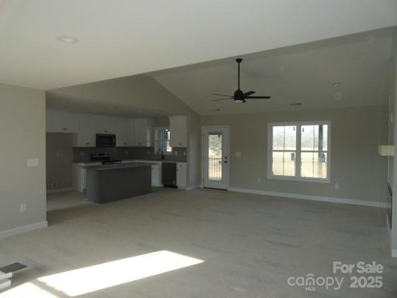 Image 15 of a home in .