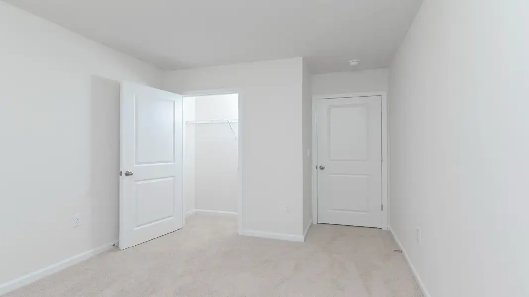 Spacious, unfurnished interior of a new home in Hunter's Branch Townhomes, Hopkins (Image 16).