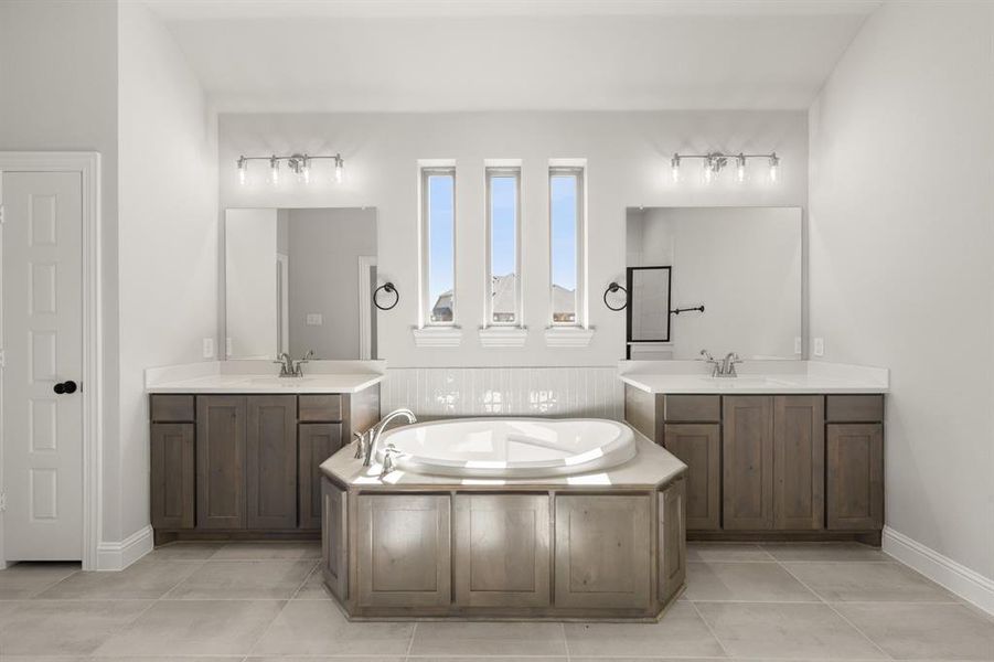 Furnished interior view inside a new home in The Retreat - Phase 1, Waxahachie (Image 9).