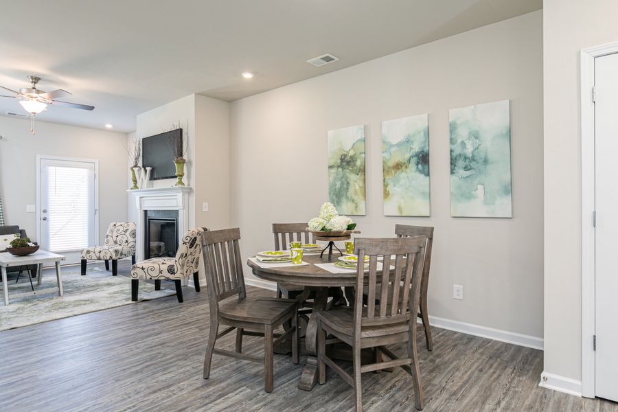 The Peachtree - Breakfast Area