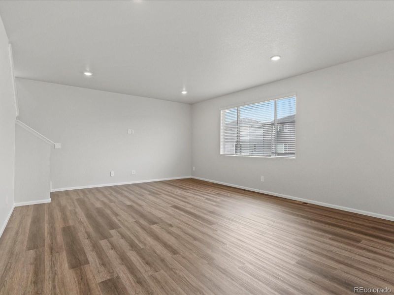 Spacious, unfurnished interior of a new home in Ridgeline Vista: The Flora Collection, Brighton (Image 21). Spacious, unfurnished interior of a new home in Ridgeline Vista: The Flora Collection, Brighton (Image 21).