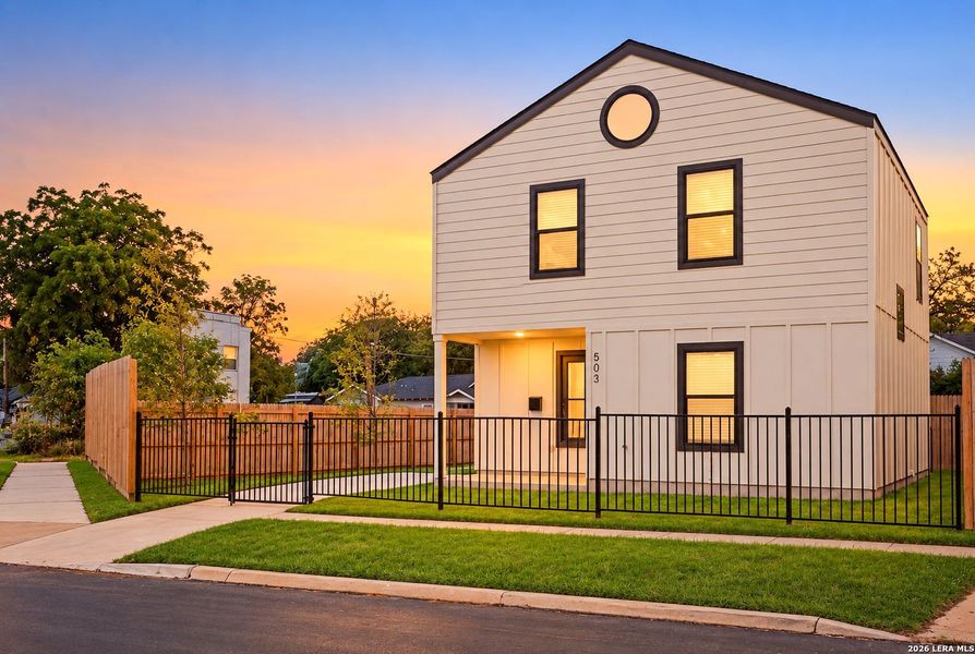 Image 36 of a home in .