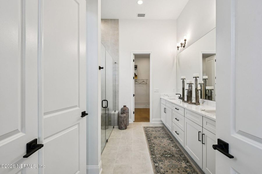 Furnished interior view inside a new home in Nocatee, Ponte Vedra (Image 18).