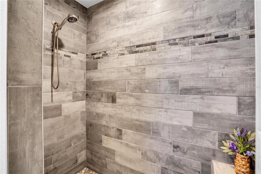 Close-up of interior finishes inside a home in , Port Charlotte (Image 21). Close-up of interior finishes inside a home in , Port Charlotte (Image 21).