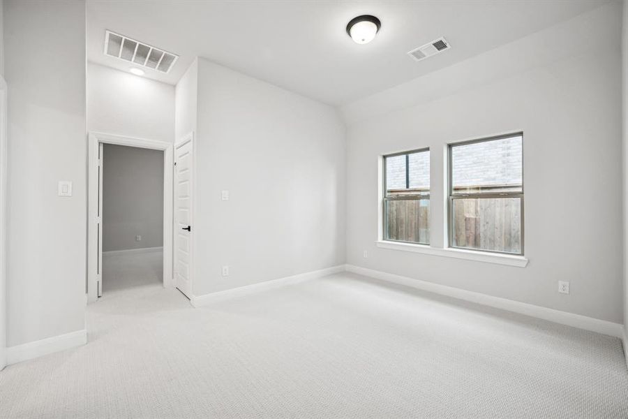 Spacious, unfurnished interior of a new home in Talia – Garden Series, Mesquite (Image 23).