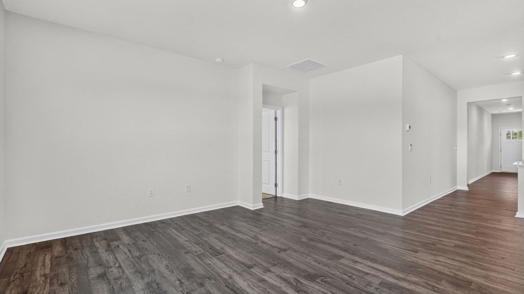 Spacious, unfurnished interior of a new home in The Grove at Matthews Landing, Fuquay Varina (Image 19).