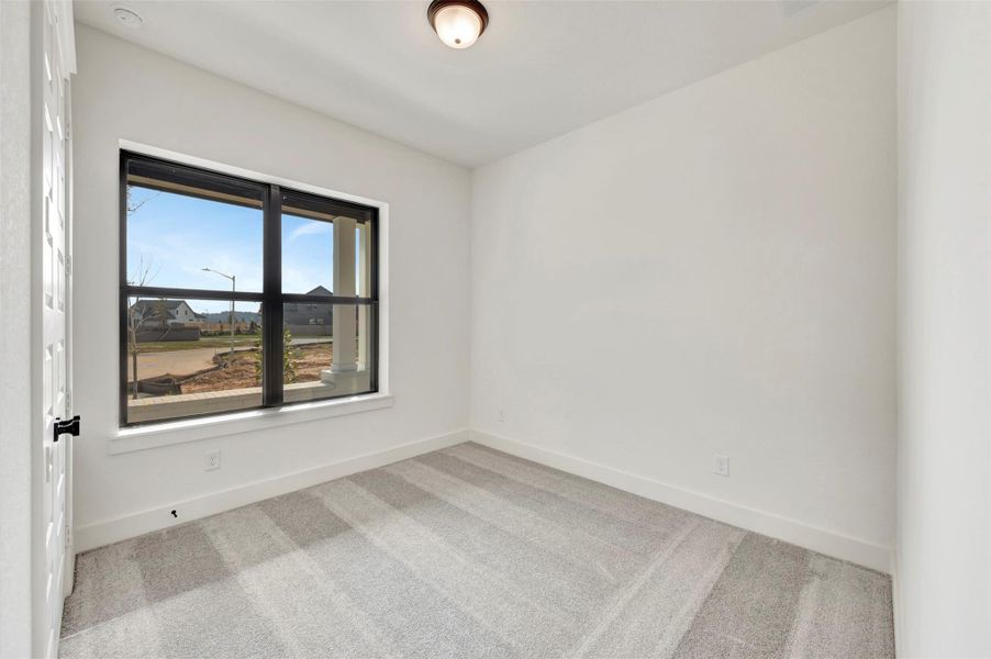 Spacious, unfurnished interior of a new home in ARTAVIA 50' Homesites, Conroe (Image 28).