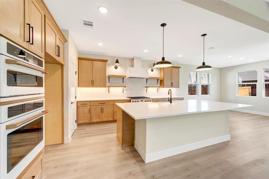 Furnished interior view inside a new home in Elevon, Lavon (Image 15).