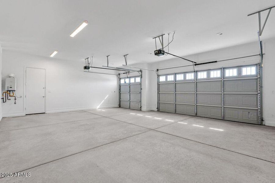 7632 W Remuda Drive ~ Ready Now!