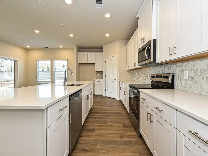 The functional kitchen makes meal-prepping an easy routine.