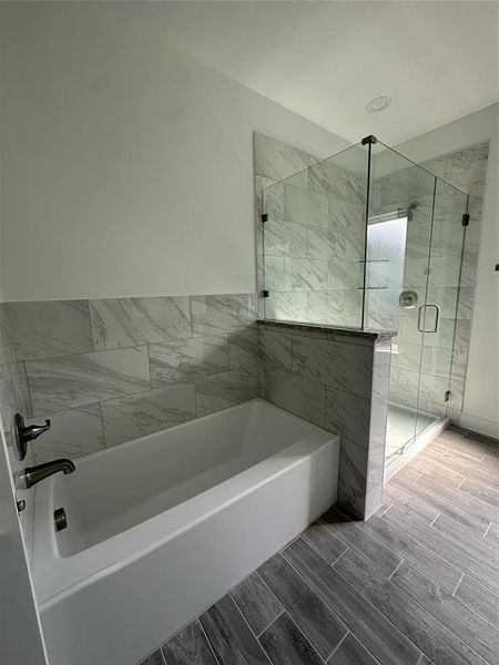 Furnished interior view inside a new home in , Dallas (Image 6).