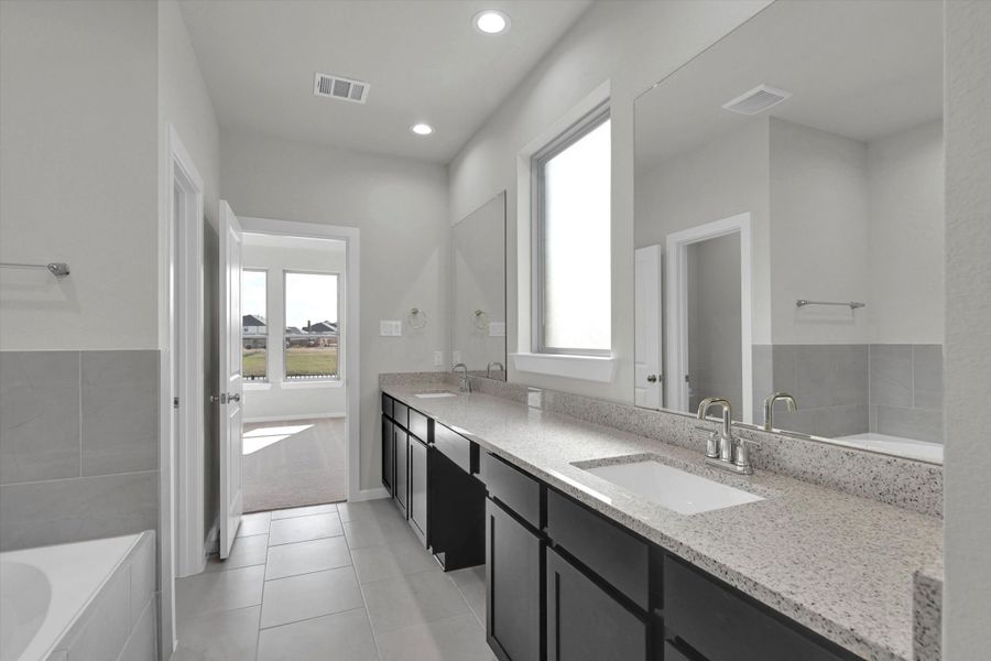 Image 29 of a home in Lago Mar  50'  &  55'.