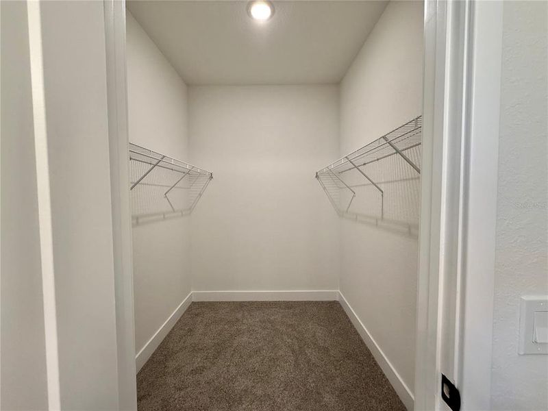 Spacious, unfurnished interior of a new home in Deep Creek, Punta Gorda (Image 19).