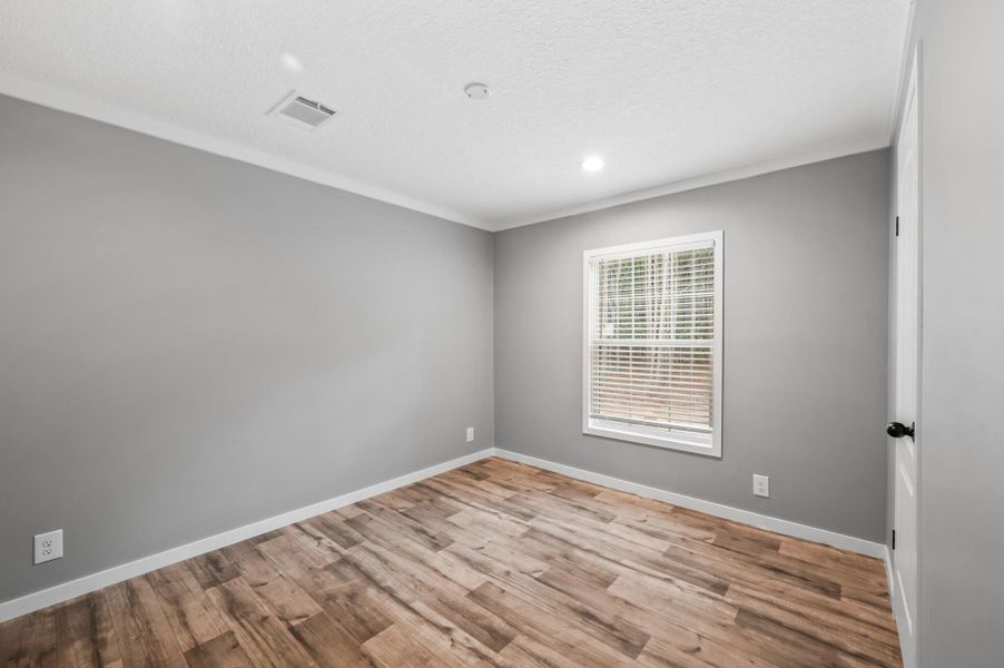 Spacious, unfurnished interior of a new home in , Eutawville (Image 22).