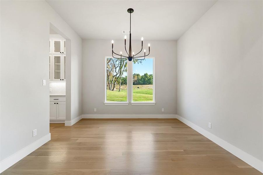 Spacious, unfurnished interior of a new home in King Crossing Estates, Van Alstyne (Image 19). Spacious, unfurnished interior of a new home in King Crossing Estates, Van Alstyne (Image 19).
